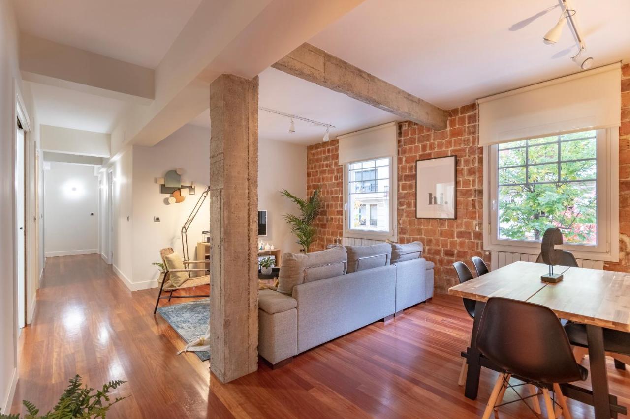 Gran Apartamento Con Estilo En El Centro De Bilbao Bagian luar foto