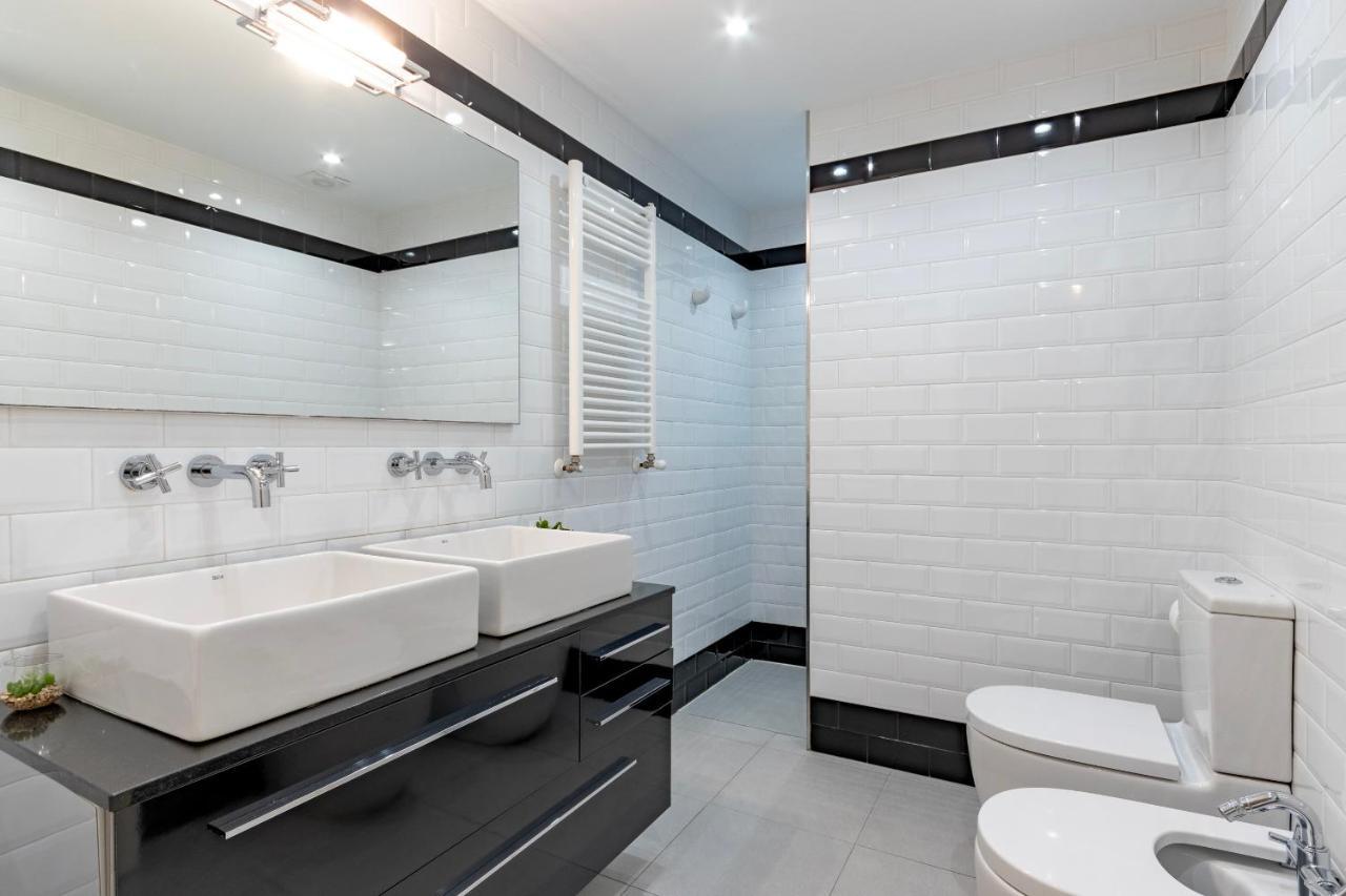 Gran Apartamento Con Estilo En El Centro De Bilbao Bagian luar foto