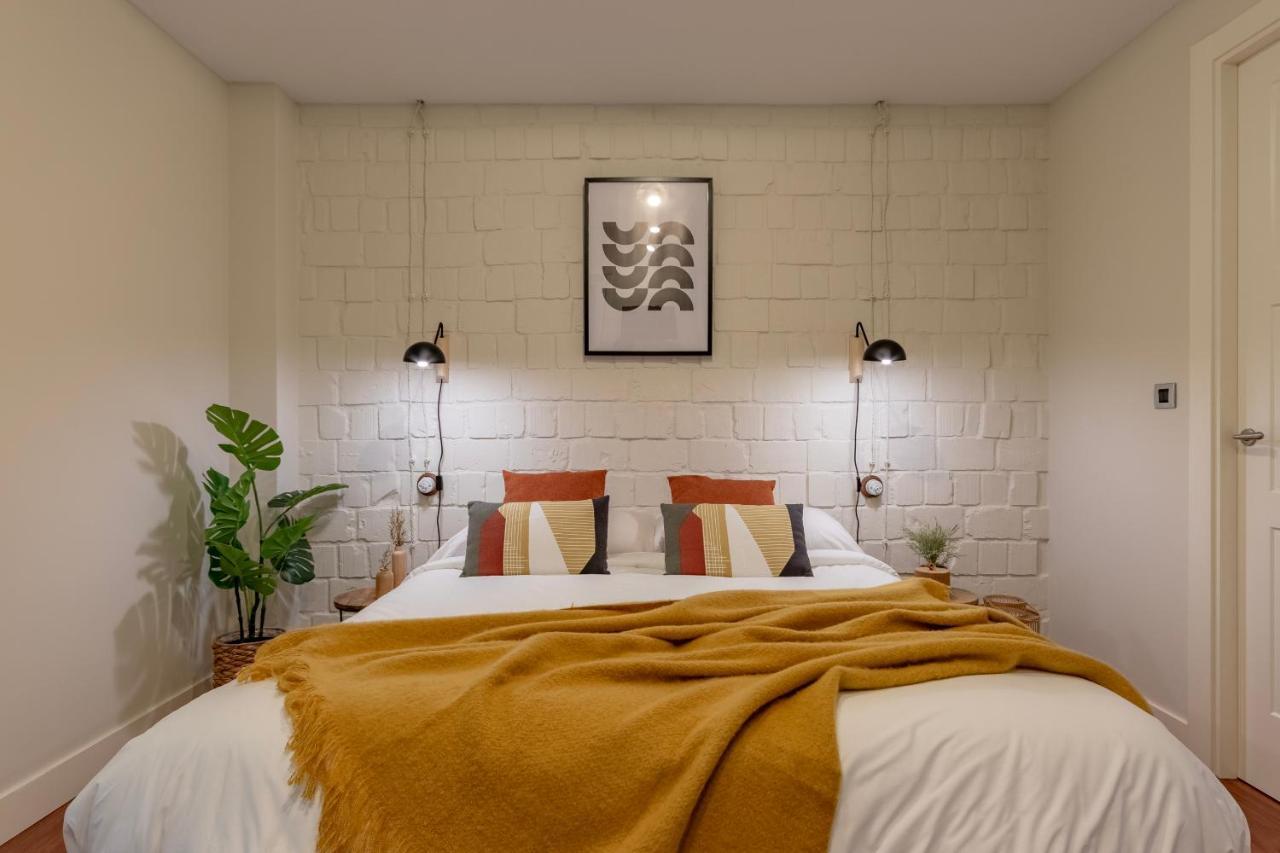 Gran Apartamento Con Estilo En El Centro De Bilbao Bagian luar foto