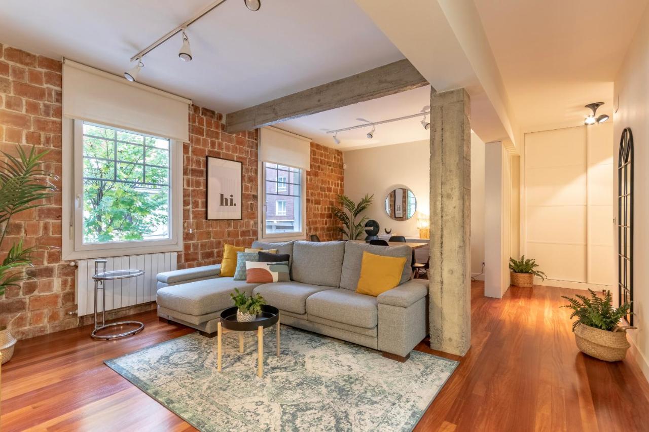 Gran Apartamento Con Estilo En El Centro De Bilbao Bagian luar foto