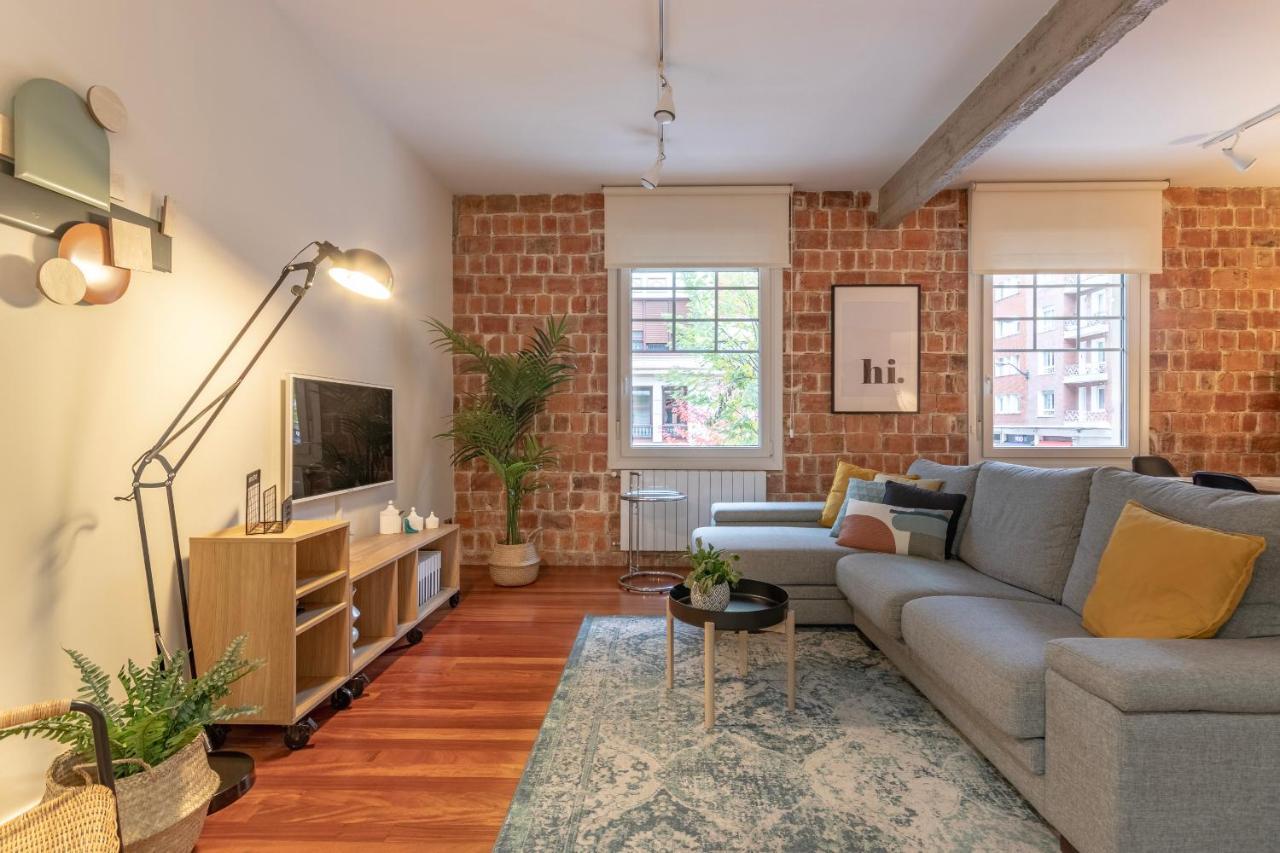 Gran Apartamento Con Estilo En El Centro De Bilbao Bagian luar foto