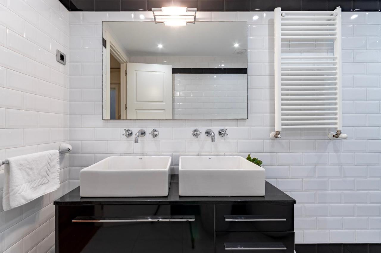 Gran Apartamento Con Estilo En El Centro De Bilbao Bagian luar foto